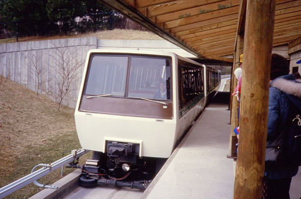 1980年代单轨多伦多
