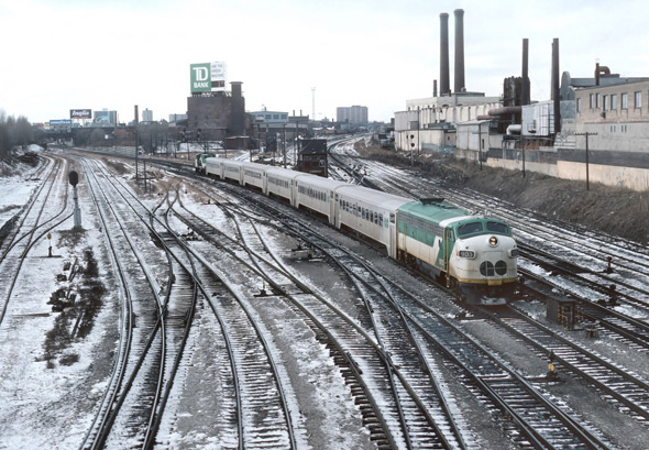 1980年代的火车多伦多